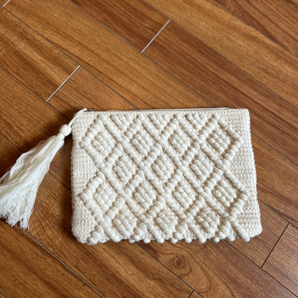 Echo Cream Woven Geometric Clutch - Sezane and Anthropologie inspired